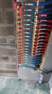 Photo de galerie - Nourrisse d'une installation sanitaire pour une grande maison 