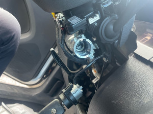 Photo de galerie - Réparation d'un Neiman bloqué sur Tiguan. Démontage, réparation du mécanisme et remise en marche réussie !