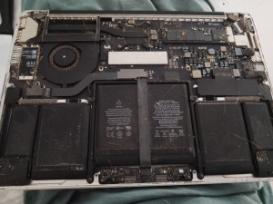 Photo de galerie - Je répare les ordinateur tablette téléphone et autre appareil électronique je fait aussi la micro soudure si besoin 