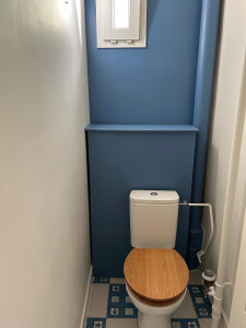Photo de galerie - Caisson bleu sur mesure 