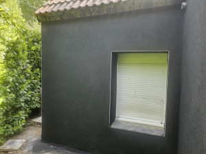 Photo de galerie - Réalisation d’un enduit gratter