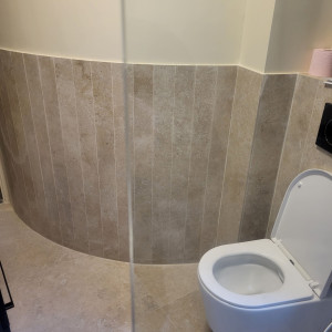 Photo de galerie - Pose carrelage mural 