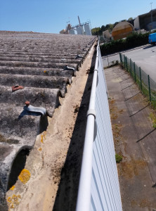 Photo de galerie - Nettoyage de gouttière