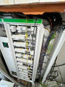 Photo de galerie - Tableau électrique (toute taille) 