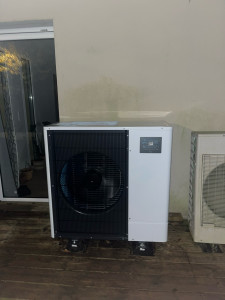 Photo de galerie - Remplacement d’une PAC air/eau plancher chauffant 