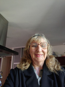 Photo de galerie - Bonjour je serais enchantée de vous rendre 
service tant pour le ménage le rangement et autre .étant retraité et aillant travailler dans ce domaine  en tant que responsable je suis a votre disposition merci a tous de vos réponses 
cordialement 