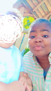 Photo de galerie - Par amour pour les enfants j'adore ce métier( garder mes enfants, prendre soin d'eux, veiller à leur petit soin . je fais aussi le ménage et tout.