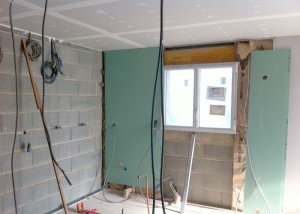 Photo de galerie - Placo ,passage câble et tuyau, enduit peinture etcccc salle de bain