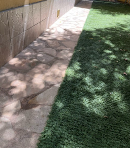 Photo de galerie - Carrelages + pose pelouse 