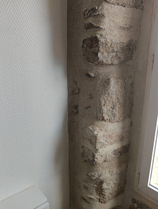 Photo de galerie - Jointer un mur en pierre 