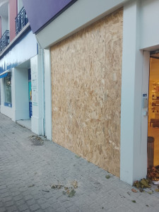 Photo de galerie - Placage de vitrine
