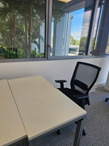 Photo de galerie - Montage mobilier bureau 