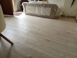 Photo de galerie - Pose parquet flottant Montmorillon 