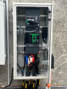 Photo de galerie - Disjoncteur