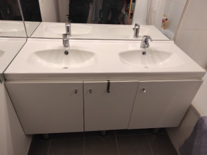 Photo de galerie - Remplacement double vasque lavabo salle de bain 