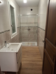 Photo de galerie - Création d une salle de bain complète


