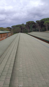 Photo de galerie - Installation de panneaux photovoltaïques avec onduleur et tableau électrique 