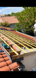 Photo de galerie - Petit rénovation de toiture réalisation à Toulouse