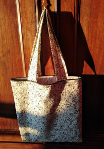 Photo de galerie - Réalisation d'un tote bag doublé...




Réalisation d'un tote bag doublé.

