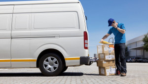 Photo de galerie - Bonjour à tous, Je propose mes services pour tout type de travail : aide à domicile, chauffeur-livreur, usine, manutention. Sérieux, ponctuel et motivé. Permis B et véhicule à disposition. N’hésitez pas à me contacter en message privé.