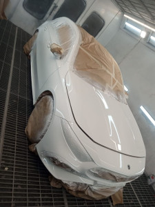 Photo de galerie - Peinture complet Mercedes Benz . délai livraison rapide 