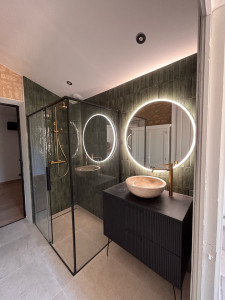 Photo de galerie - Création complète d’une salle de bain