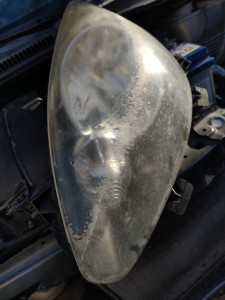 Photo de galerie - Rénovation de phare avant 