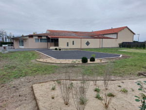 Photo de galerie - Création de massifs + Allée