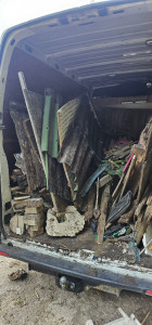 Photo de galerie - Debarrassage de jardin encombré