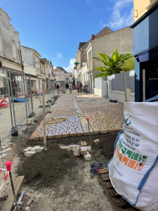 Photo de galerie - Pose pavés sur chape + colle à joint 