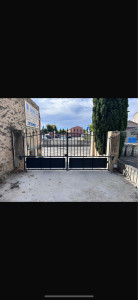 Photo de galerie - Pose d’une motorisation avec bras motorisé 