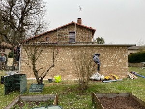 Photo de galerie - Rénovation murs pierre 