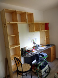 Photo de galerie - Aménagement colonne et étagère pour un bureau 