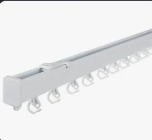 Photo de galerie - Ikea, pose une barre 30€ et 10€la barre supplémentaire 