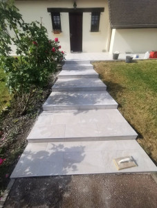 Photo de galerie - Dépose de l'ancien carrelage et pose du nouveau