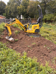 Photo de galerie - Nivelage d’un terrain pour une future construction 