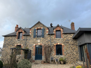 Photo de galerie - Changement de faîtage sur ancien Corps de ferme 