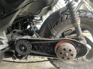 Photo de galerie - échange de la transmission scooter 50cm3