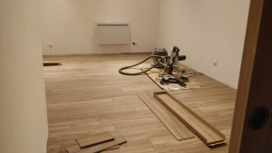 Photo de galerie - Pose d'un parquet