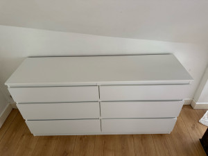 Photo de galerie - Montage d’une commode 