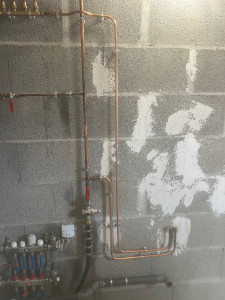 Photo de galerie - Rajout d’alimentation eau chaude eau froide plus vindange 