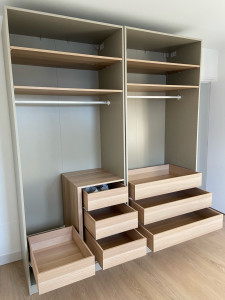 Photo de galerie - Montage meuble PAX de chez IKEA