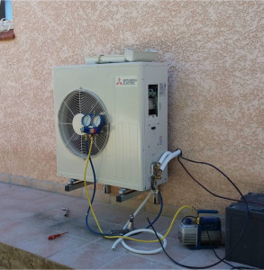 Photo de galerie - Installation, mise en service et rajout de gaz climatisation 