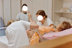 Photo de galerie - Réalisation de toilette complète au lit lors de ma formation 