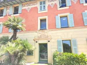 Photo de galerie - Restauration de décor de façade