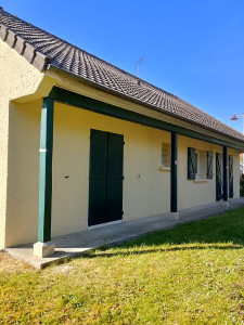 Photo de galerie - Maison de peintre extérieur fait le25/4/2026 réparation fissures et applications peinture qualité 3D blanc 
