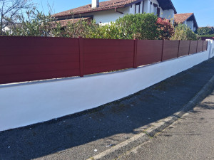 Photo de galerie - Couvertines et chapeaux carrelés, avec le ravalement 