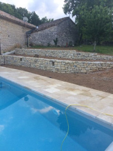 Photo de galerie - Mur pierre sèche 