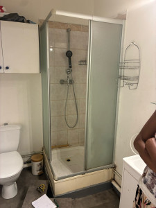 Photo de galerie - Réfection d’une cabine de douche