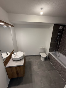 Photo de galerie - Salle de bain complète 